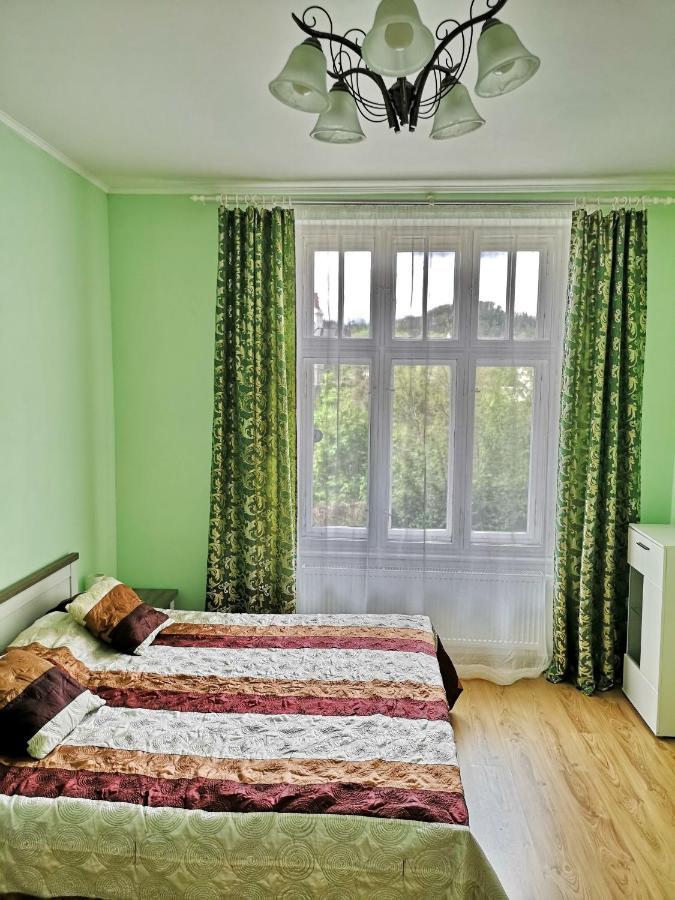 Apartments Iris Karlovy Vary Eksteriør billede