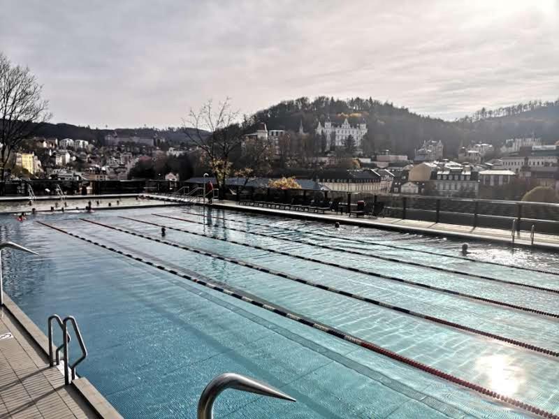 Apartments Iris Karlovy Vary Eksteriør billede