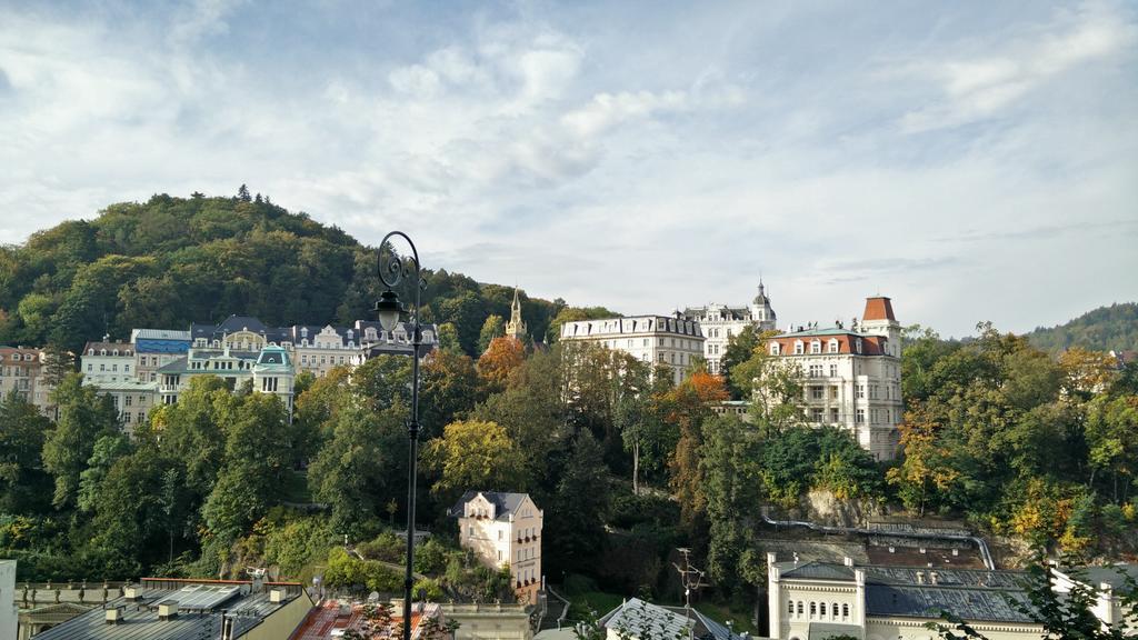 Apartments Iris Karlovy Vary Eksteriør billede